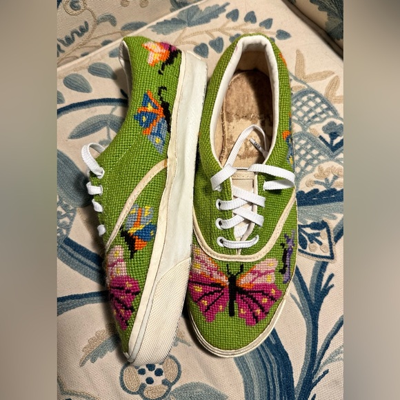Vans Van Doren 1960’s Vintage Needlepoint Butterfly Skate Sneakers.  Size 9.5 - Picture 6 of 14
